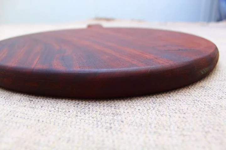 TABLAS DE CHARCUTERÍA REDONDA DE CAOBA | 1202164 - Imagen 4